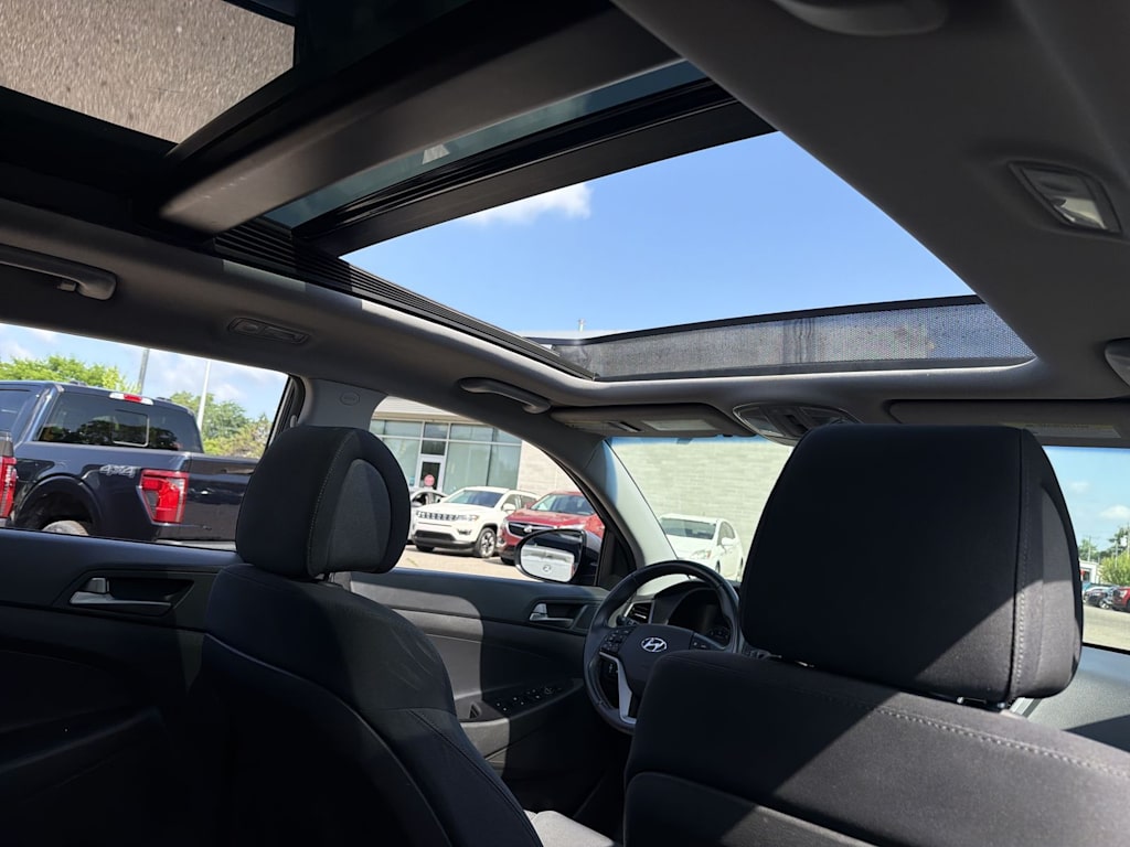 Thumbnail: 2018 Hyundai Tucson - 30