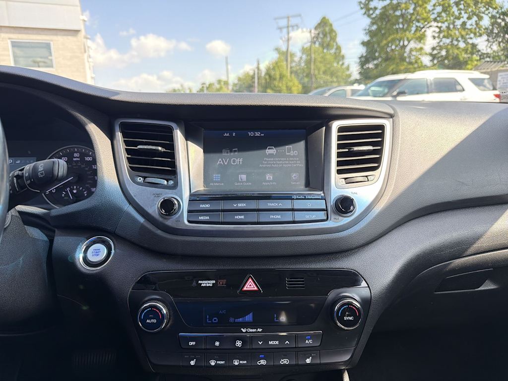 Thumbnail: 2018 Hyundai Tucson - 14