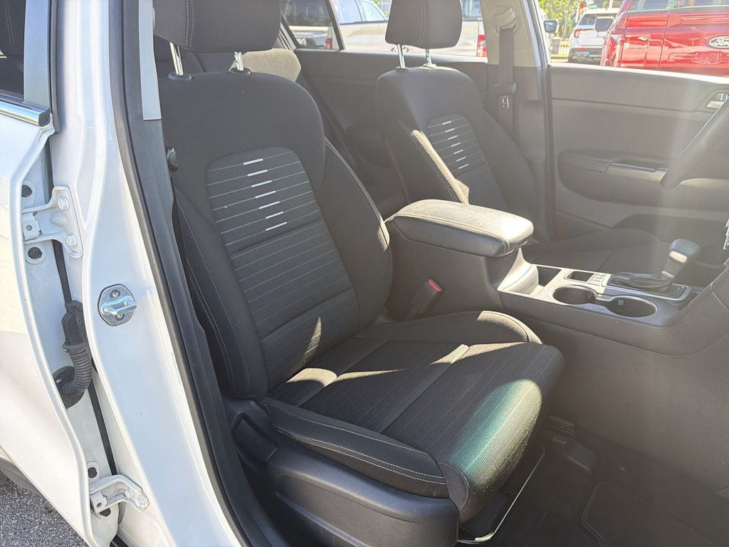 Thumbnail: 2018 Kia Sportage - 29