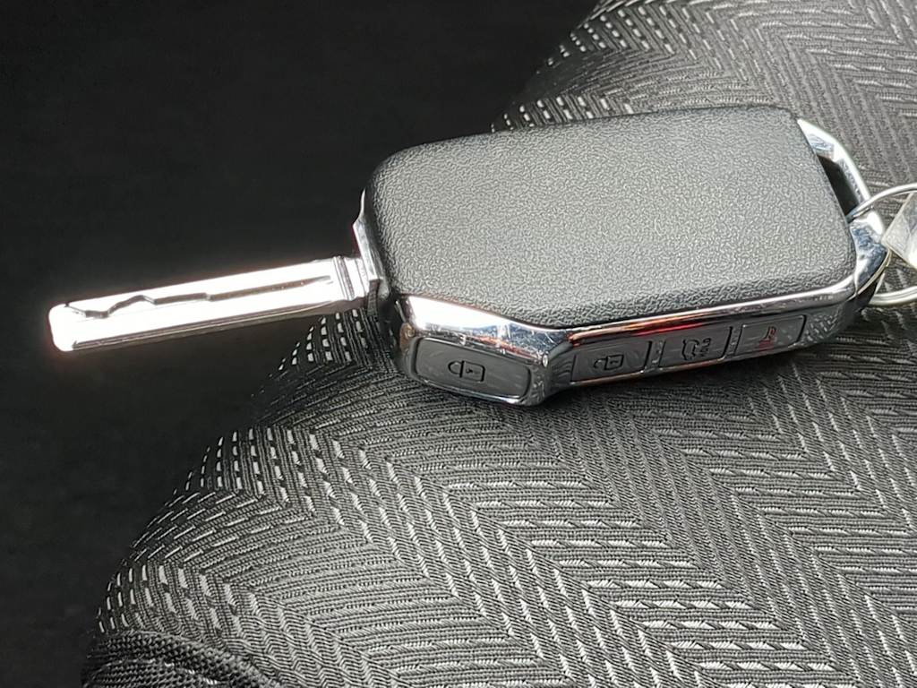 Thumbnail: 2022 Kia Sportage - 18