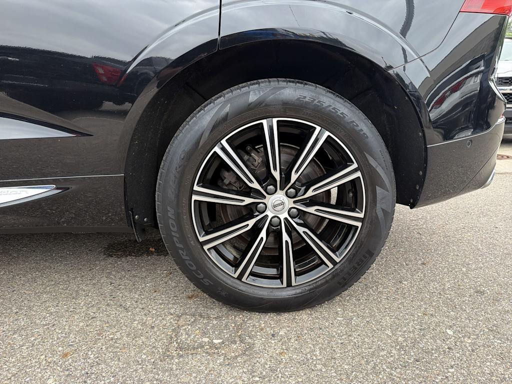 Thumbnail: 2019 Volvo XC60 - 7