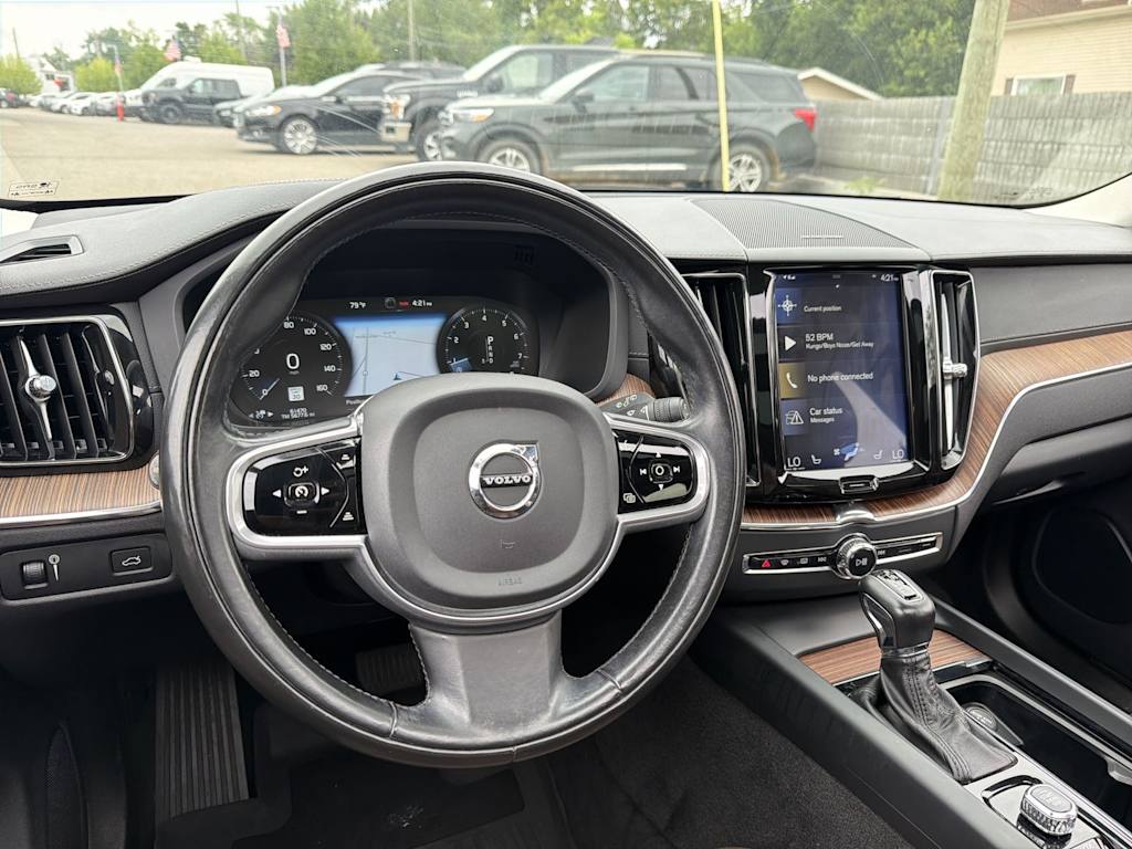 Thumbnail: 2019 Volvo XC60 - 2