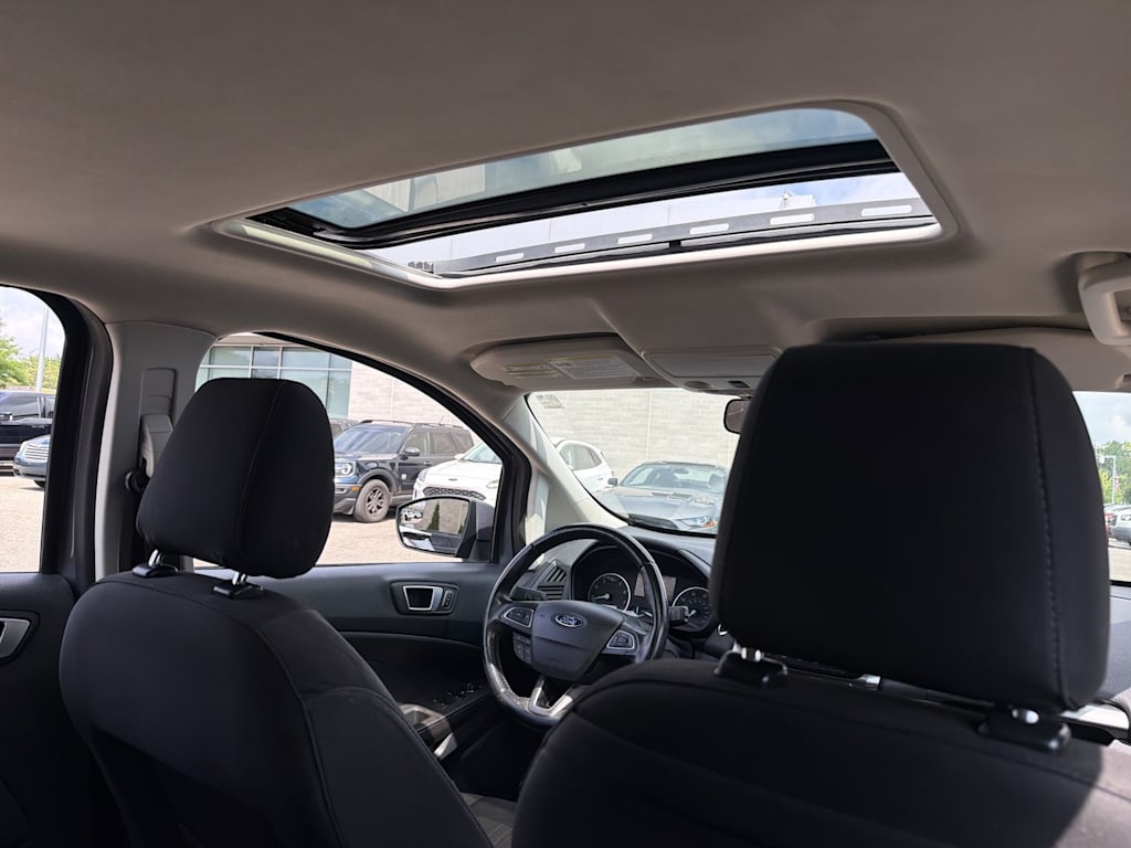 Thumbnail: 2018 Ford EcoSport - 29