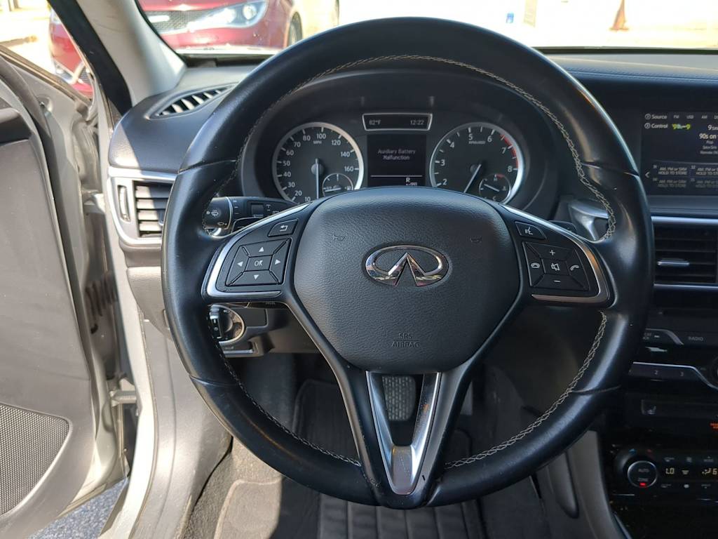 Thumbnail: 2018 INFINITI QX30 - 13