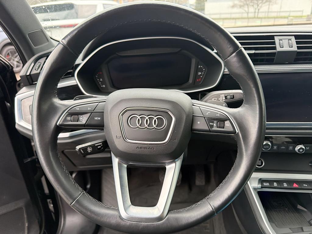 Thumbnail: 2021 Audi Q3 - 8