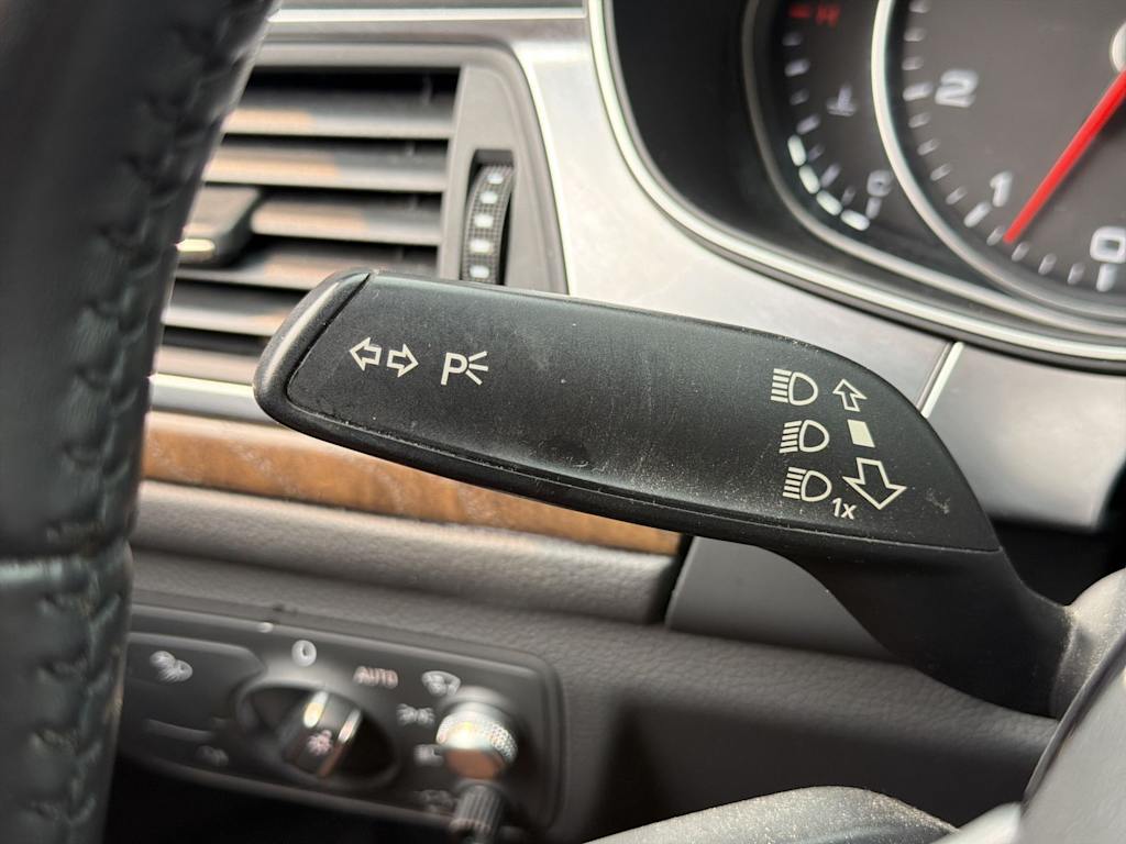 Thumbnail: 2015 Audi A6 - 32
