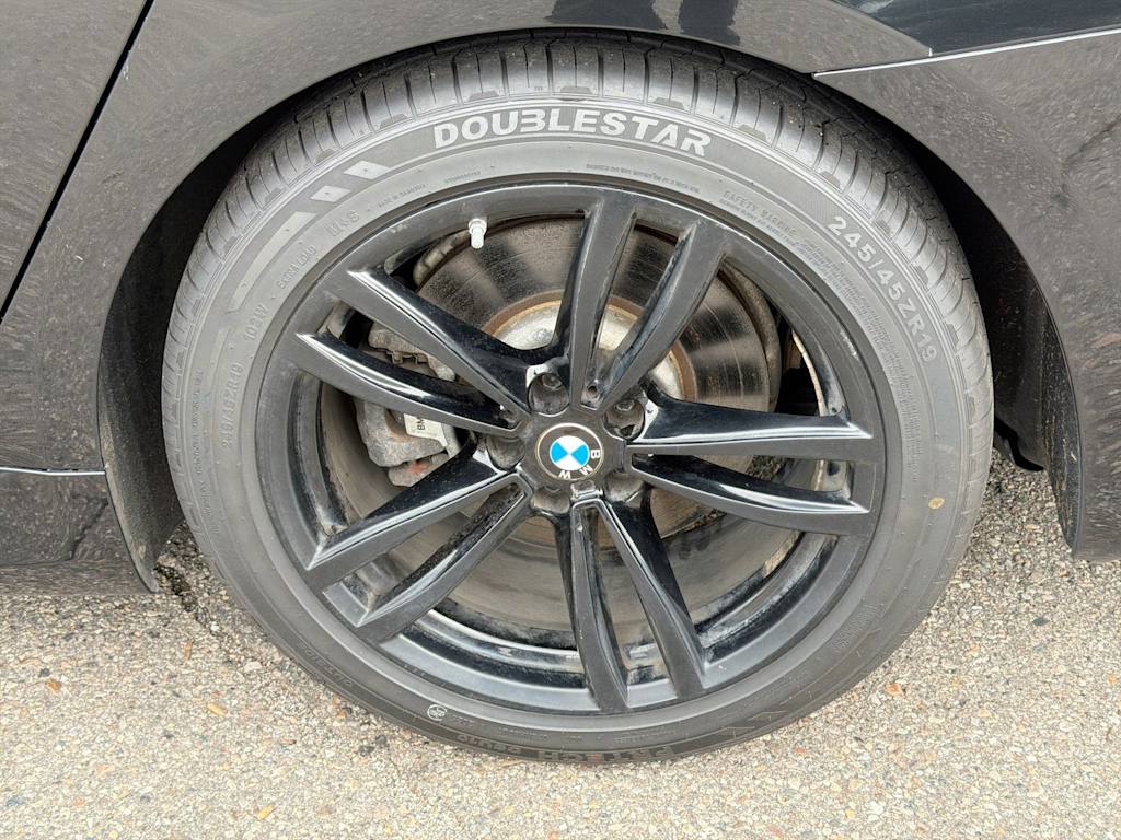 Thumbnail: 2019 BMW 7 Series - 7