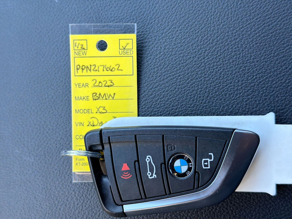 Thumbnail: 2023 BMW X3 - 16