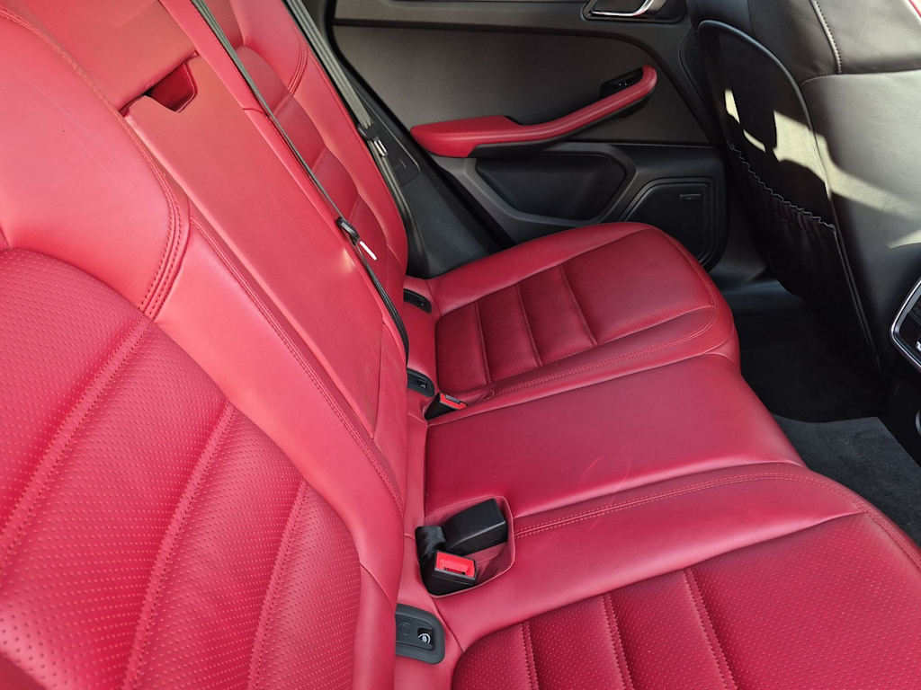 Thumbnail: 2018 Porsche Macan - 10