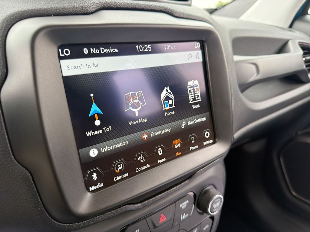 Thumbnail: 2021 Jeep Renegade - 32