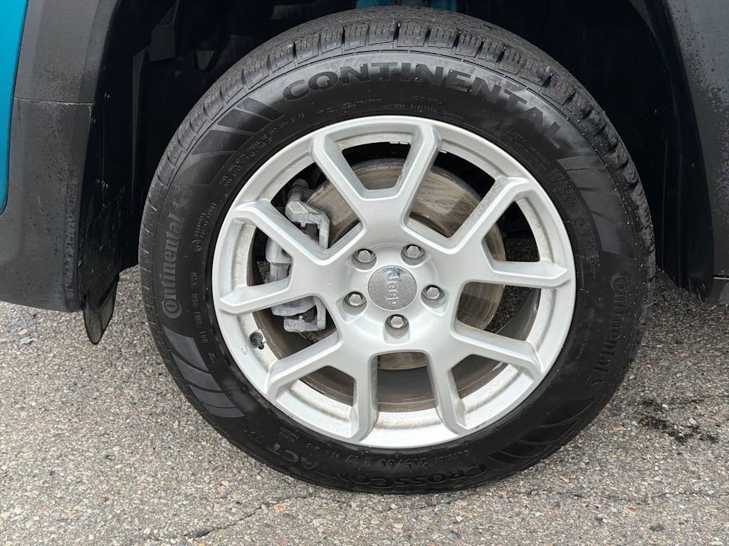 Thumbnail: 2021 Jeep Renegade - 7