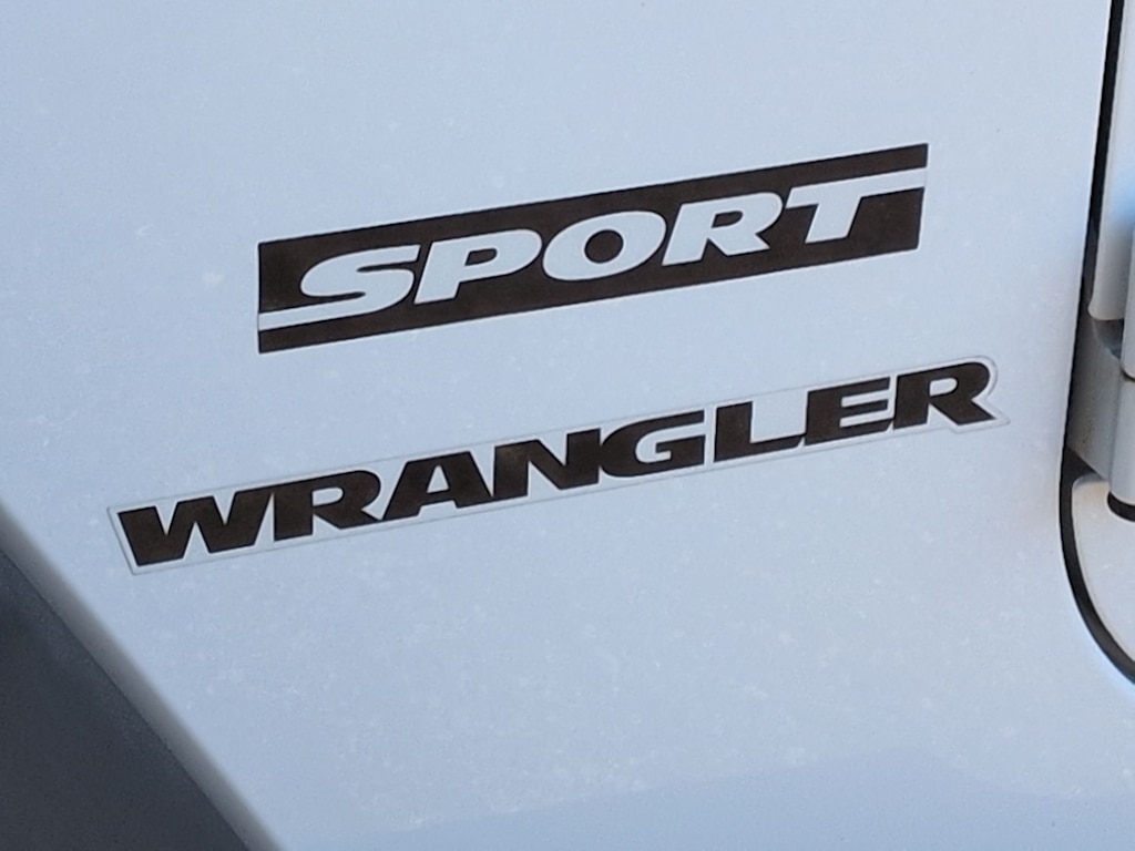 Thumbnail: 2014 Jeep Wrangler - 7