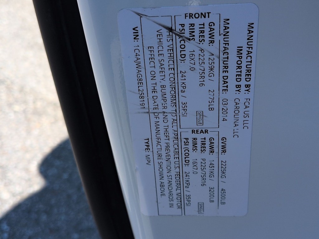 Thumbnail: 2014 Jeep Wrangler - 15