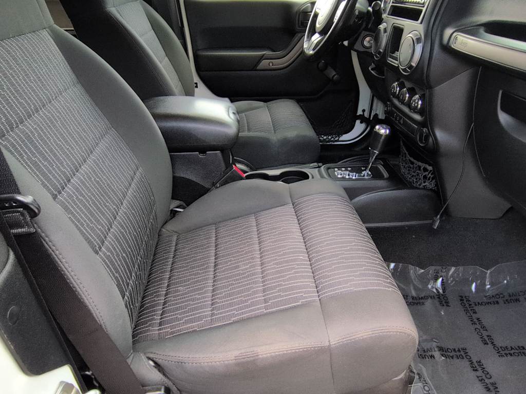 Thumbnail: 2012 Jeep Wrangler - 10