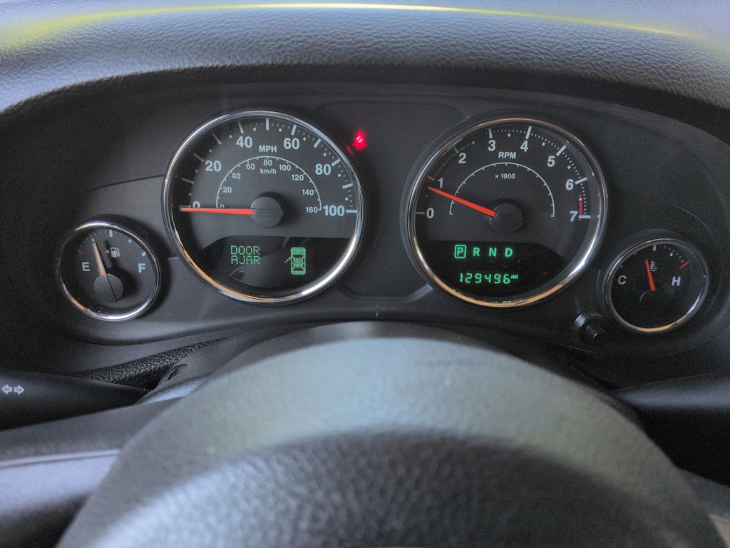 Thumbnail: 2017 Jeep Wrangler - 14