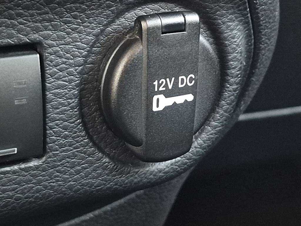 Thumbnail: 2014 Jeep Wrangler - 31