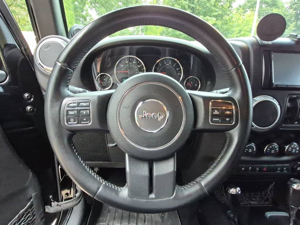 Thumbnail: 2014 Jeep Wrangler - 12