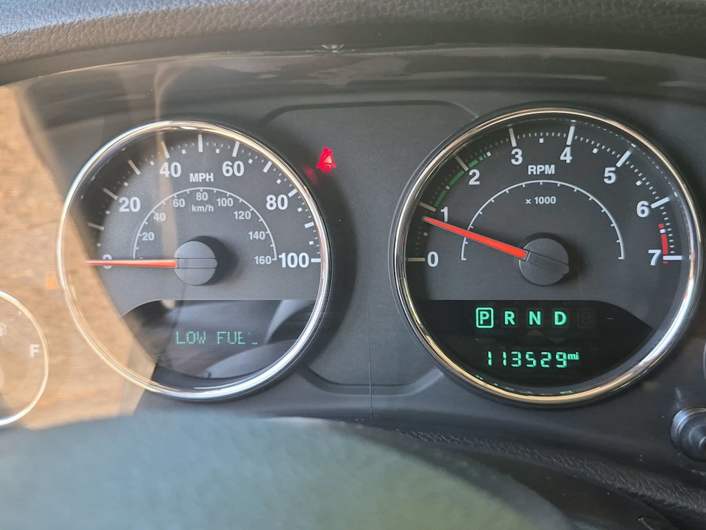 Thumbnail: 2015 Jeep Wrangler - 33