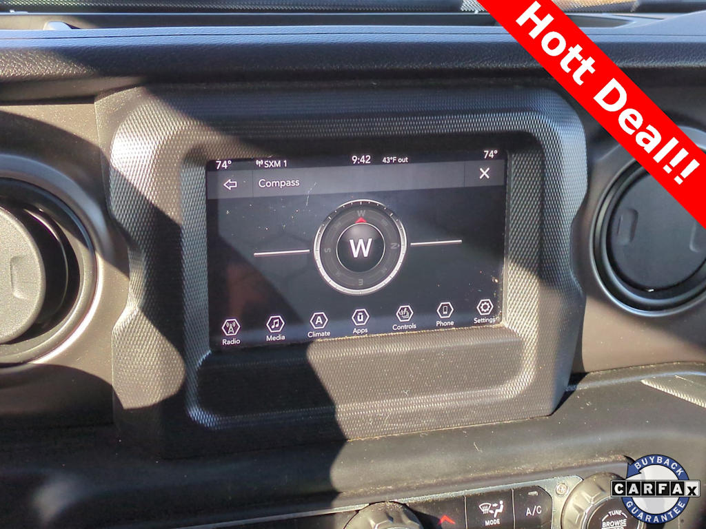 Thumbnail: 2021 Jeep Wrangler - 27