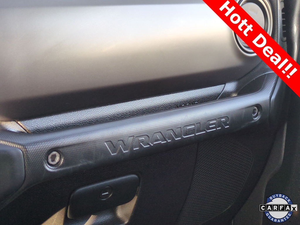 Thumbnail: 2021 Jeep Wrangler - 34