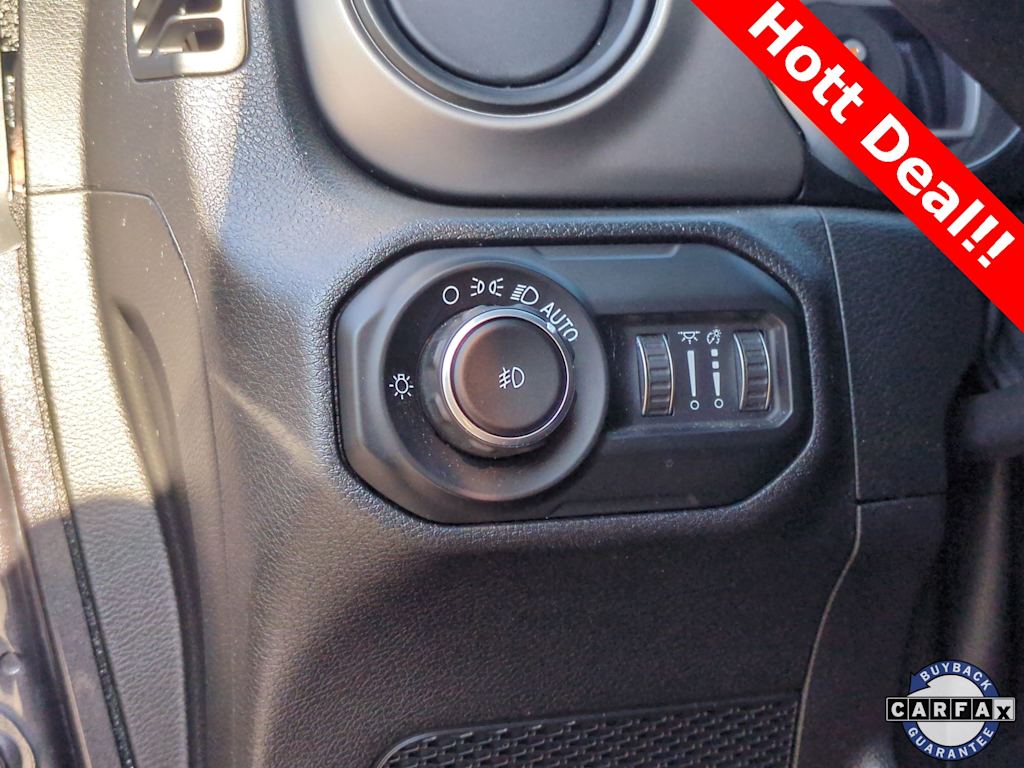 Thumbnail: 2021 Jeep Wrangler - 33