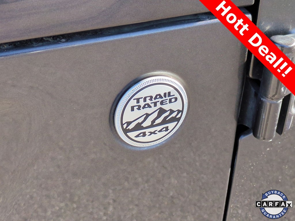 Thumbnail: 2021 Jeep Wrangler - 21