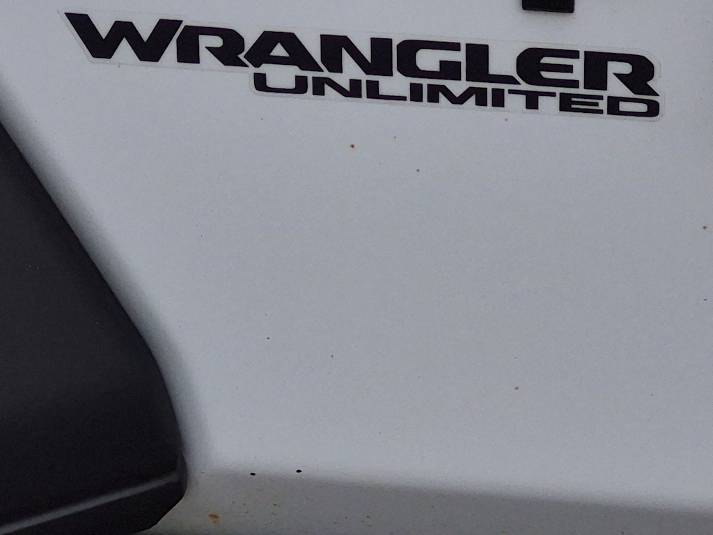 Thumbnail: 2021 Jeep Wrangler - 7