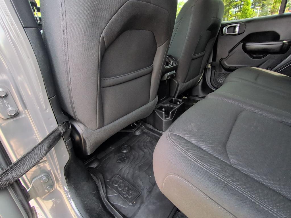 Thumbnail: 2021 Jeep Wrangler - 12