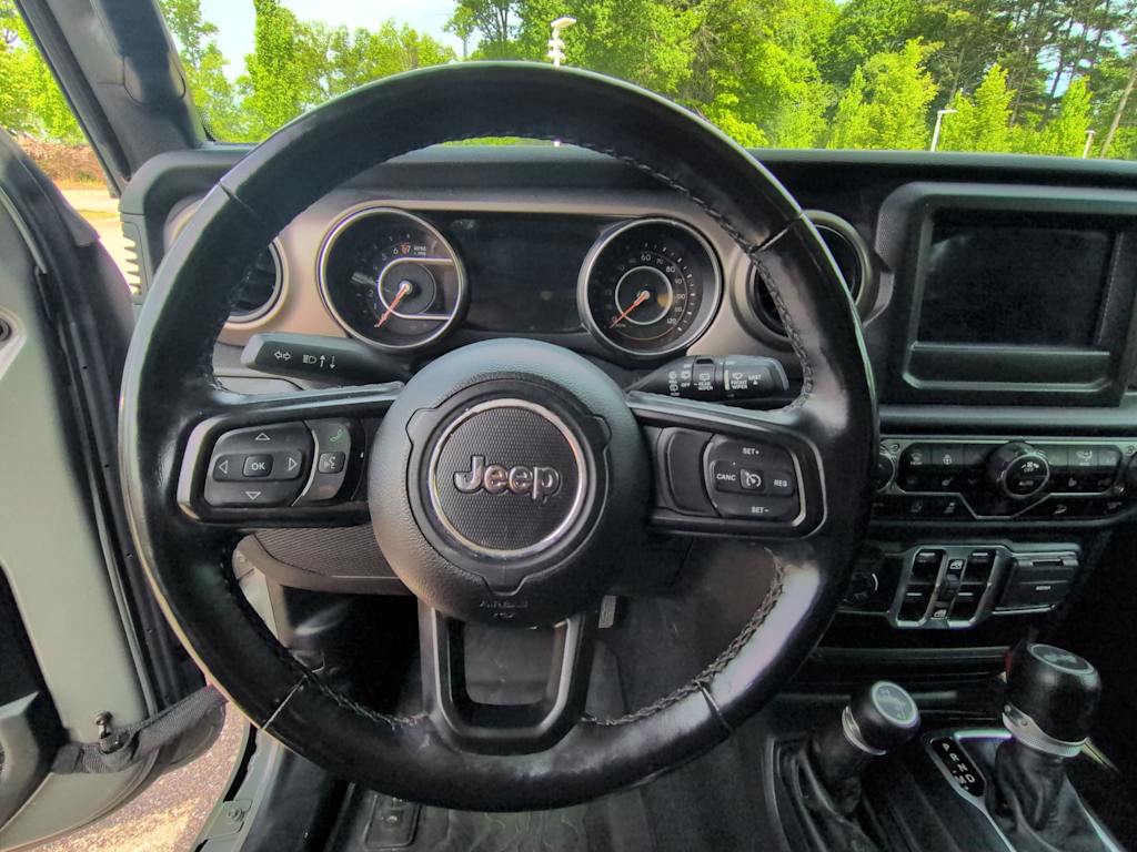 Thumbnail: 2021 Jeep Wrangler - 9