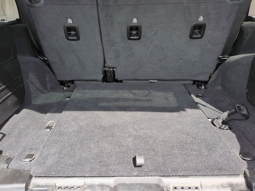 Thumbnail: 2021 Jeep Wrangler - 33