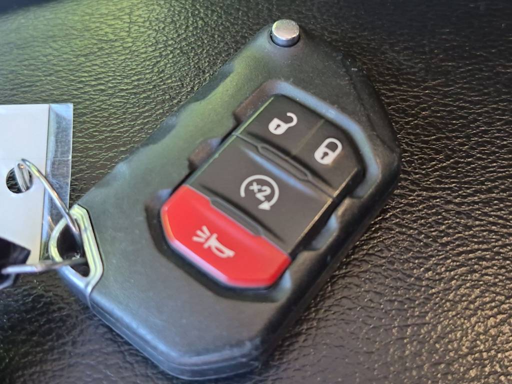 Thumbnail: 2019 Jeep Wrangler - 18