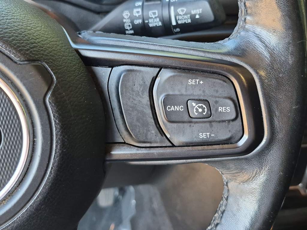 Thumbnail: 2019 Jeep Wrangler - 30