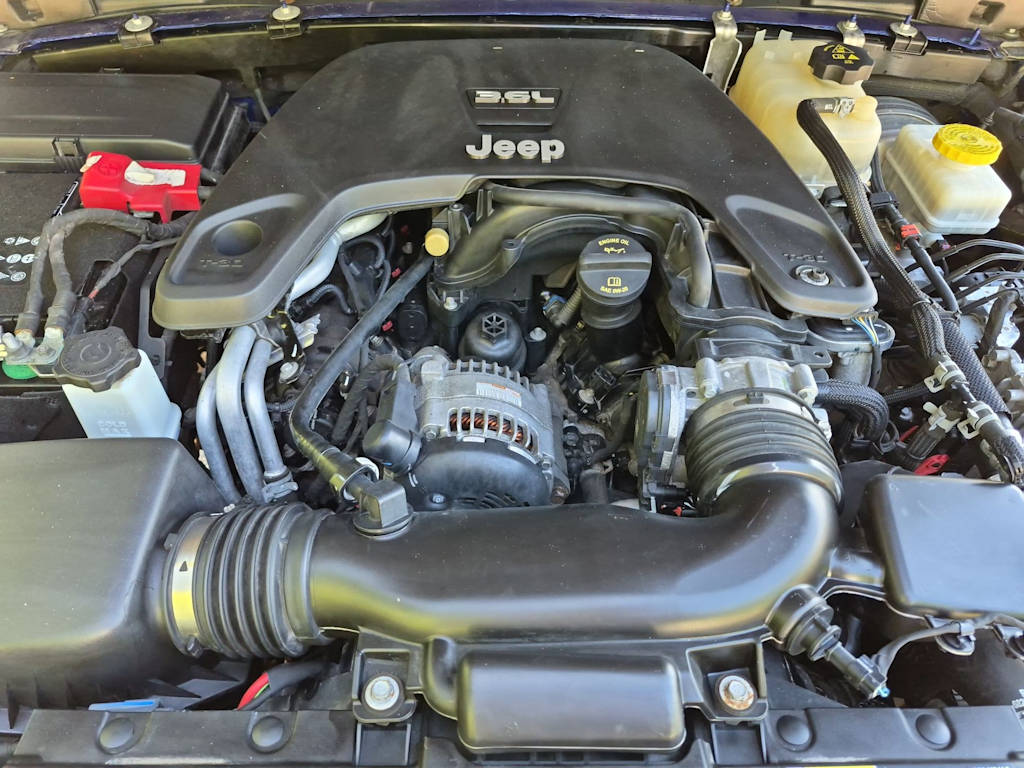 Thumbnail: 2019 Jeep Wrangler - 9