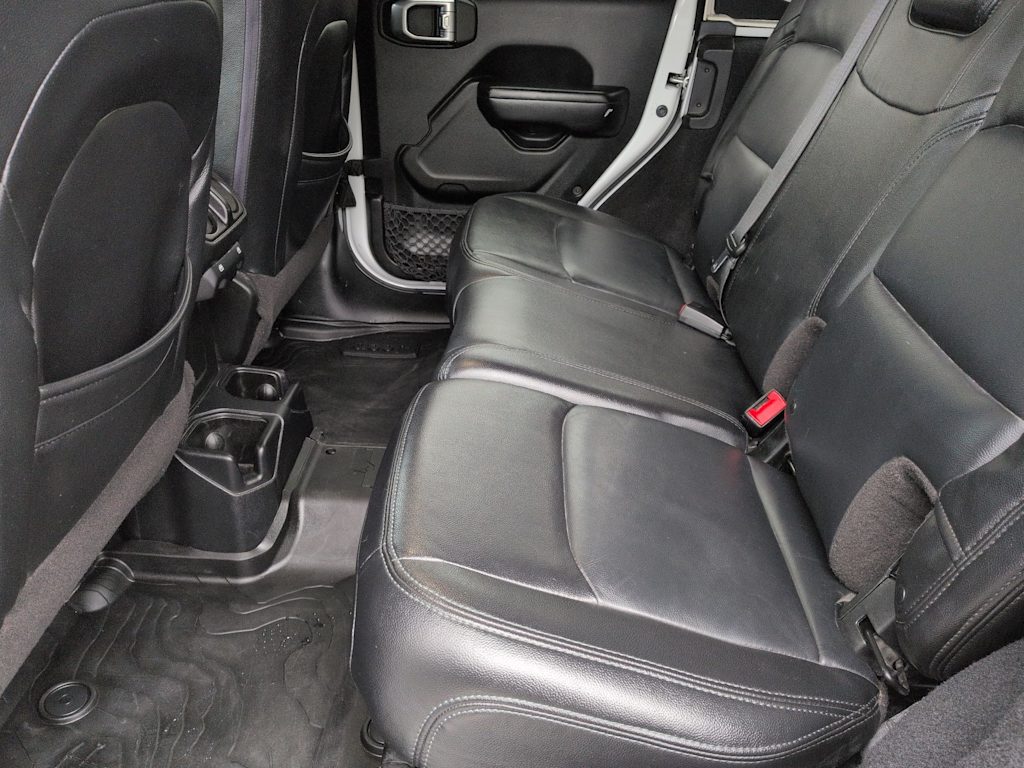 Thumbnail: 2019 Jeep Wrangler - 25