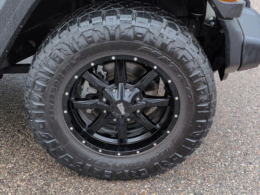 Thumbnail: 2019 Jeep Wrangler - 8