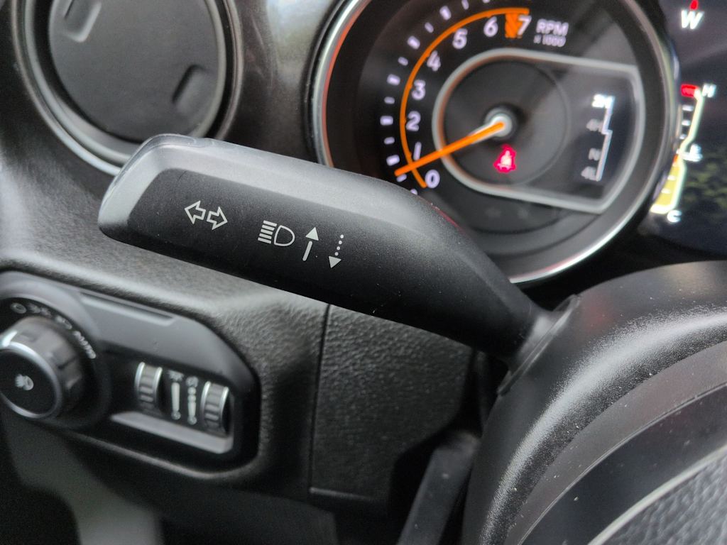 Thumbnail: 2019 Jeep Wrangler - 30
