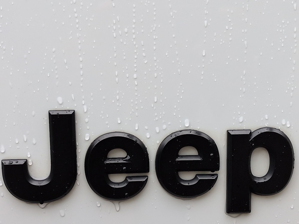 Thumbnail: 2019 Jeep Wrangler - 24