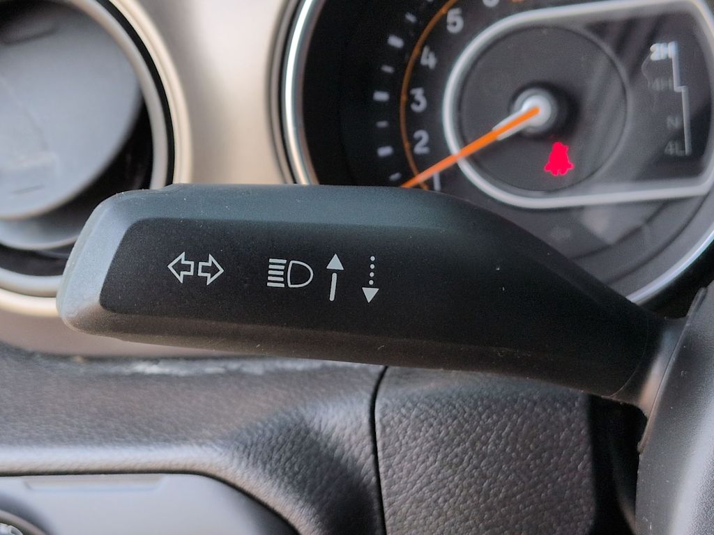 Thumbnail: 2021 Jeep Wrangler - 15