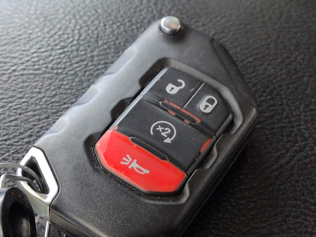 Thumbnail: 2021 Jeep Wrangler - 16