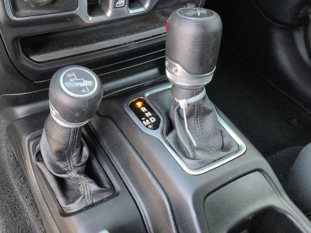 Thumbnail: 2021 Jeep Wrangler - 14