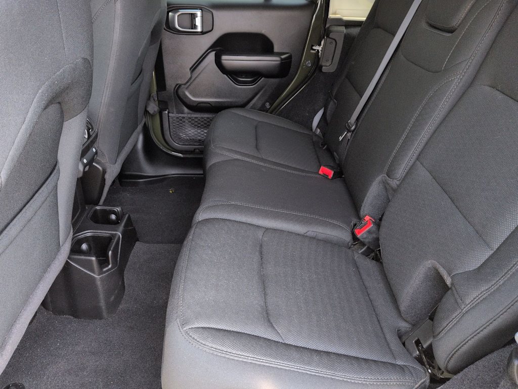 Thumbnail: 2021 Jeep Wrangler - 11