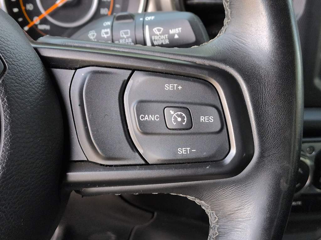 Thumbnail: 2021 Jeep Wrangler - 29