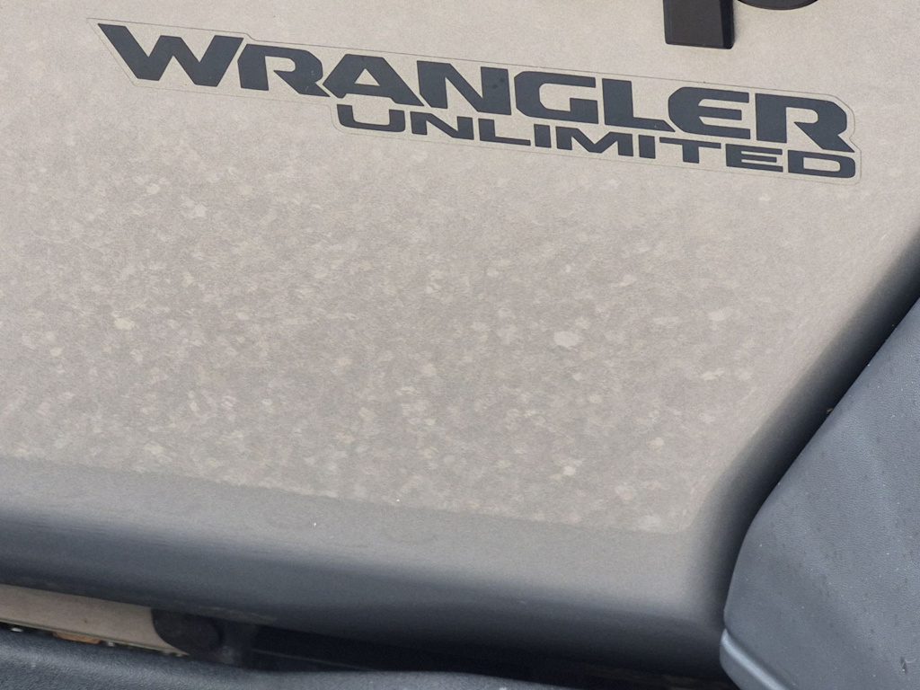 Thumbnail: 2020 Jeep Wrangler - 7