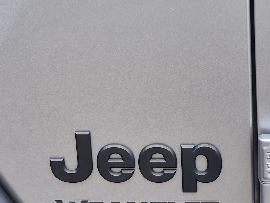 Thumbnail: 2020 Jeep Wrangler - 26