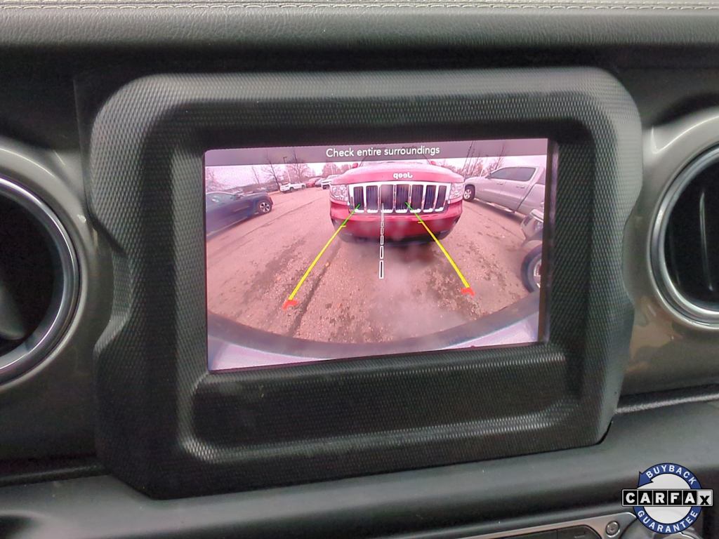 Thumbnail: 2021 Jeep Wrangler - 32