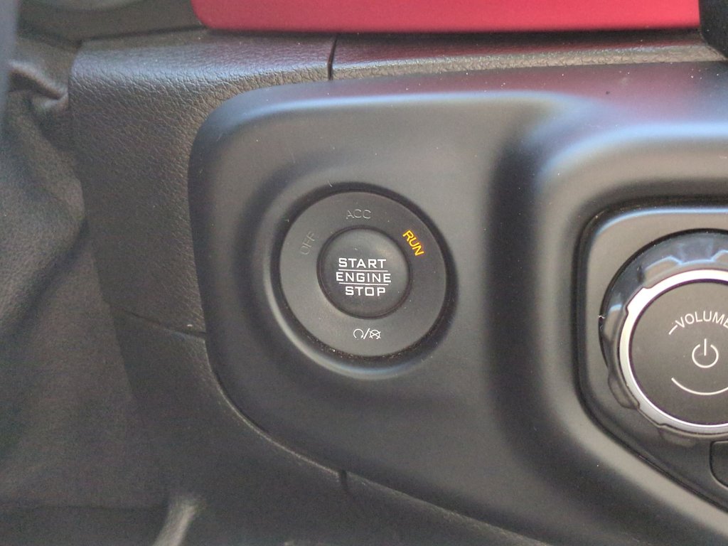 Thumbnail: 2018 Jeep Wrangler - 38