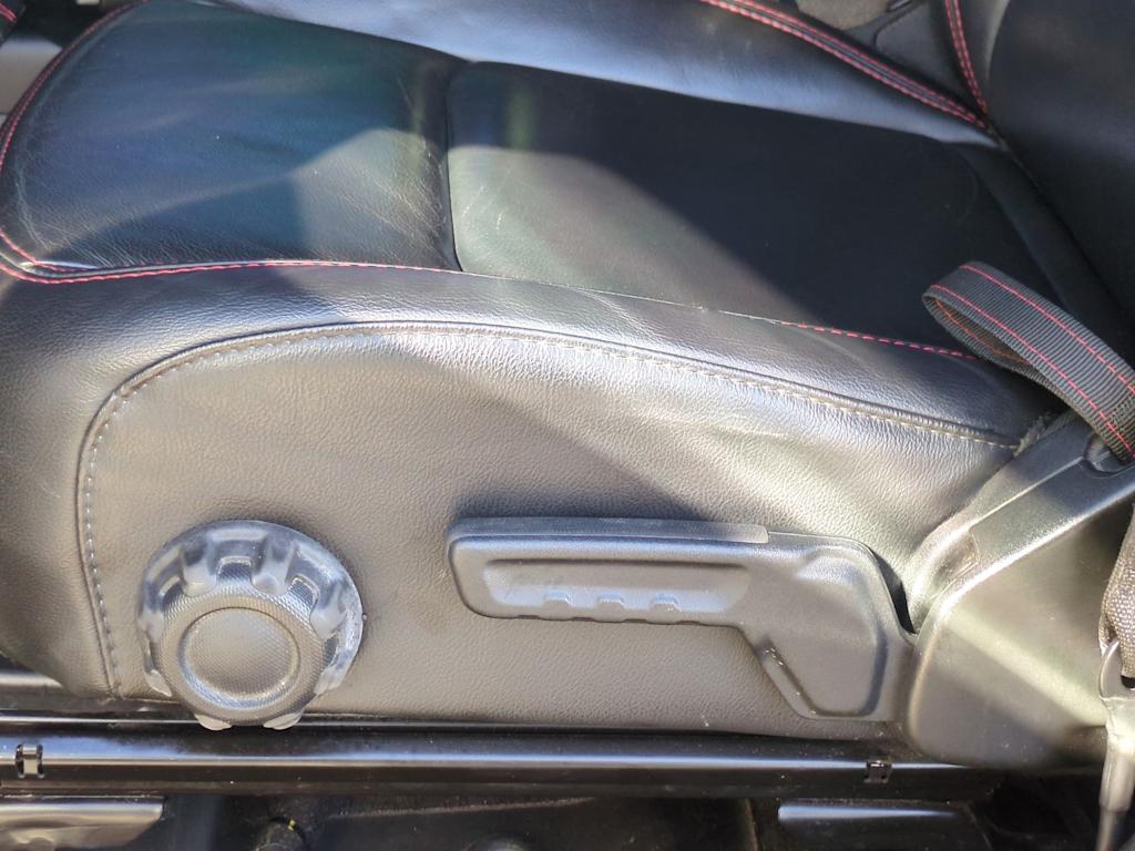 Thumbnail: 2018 Jeep Wrangler - 25