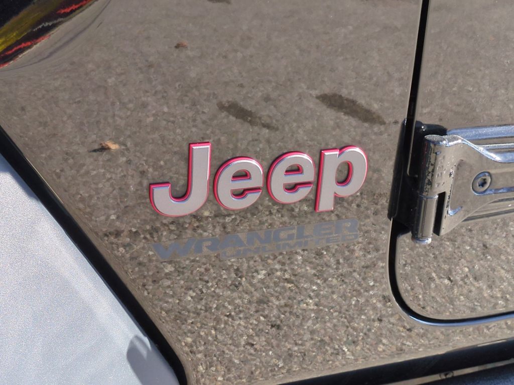 Thumbnail: 2018 Jeep Wrangler - 23