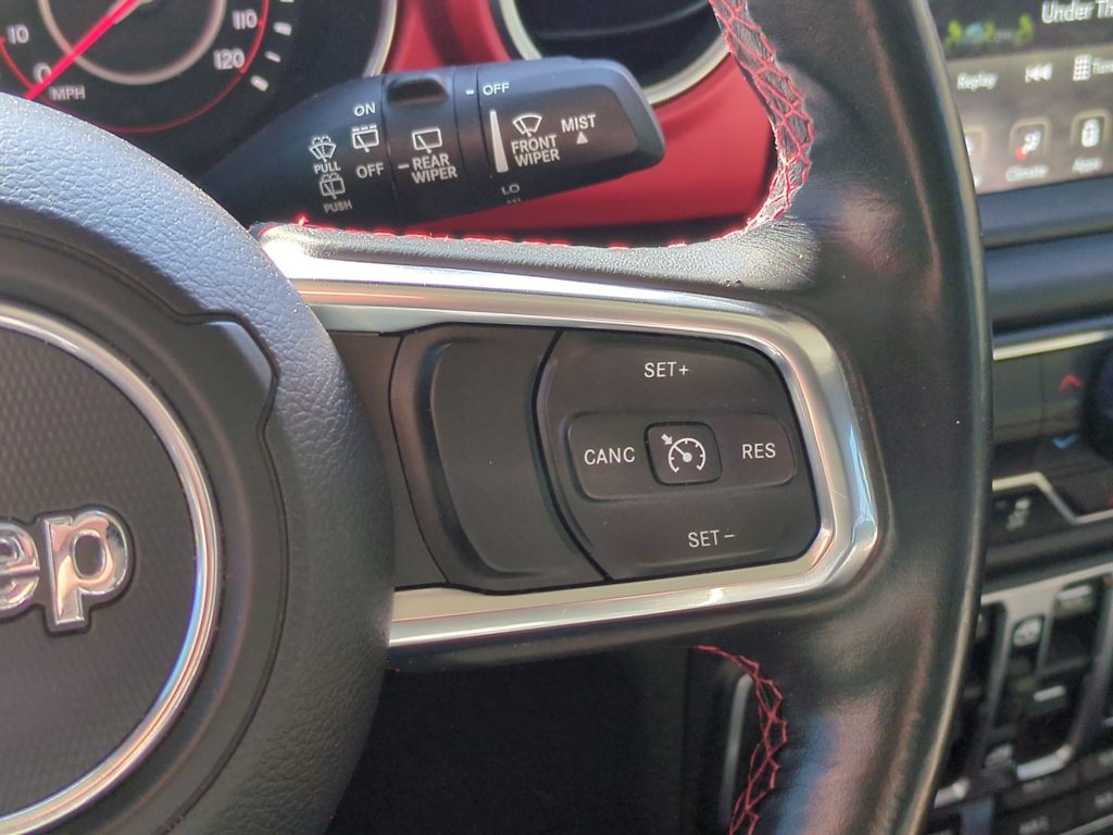 Thumbnail: 2018 Jeep Wrangler - 29