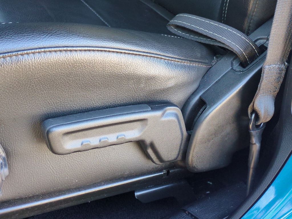 Thumbnail: 2023 Jeep Wrangler - 24